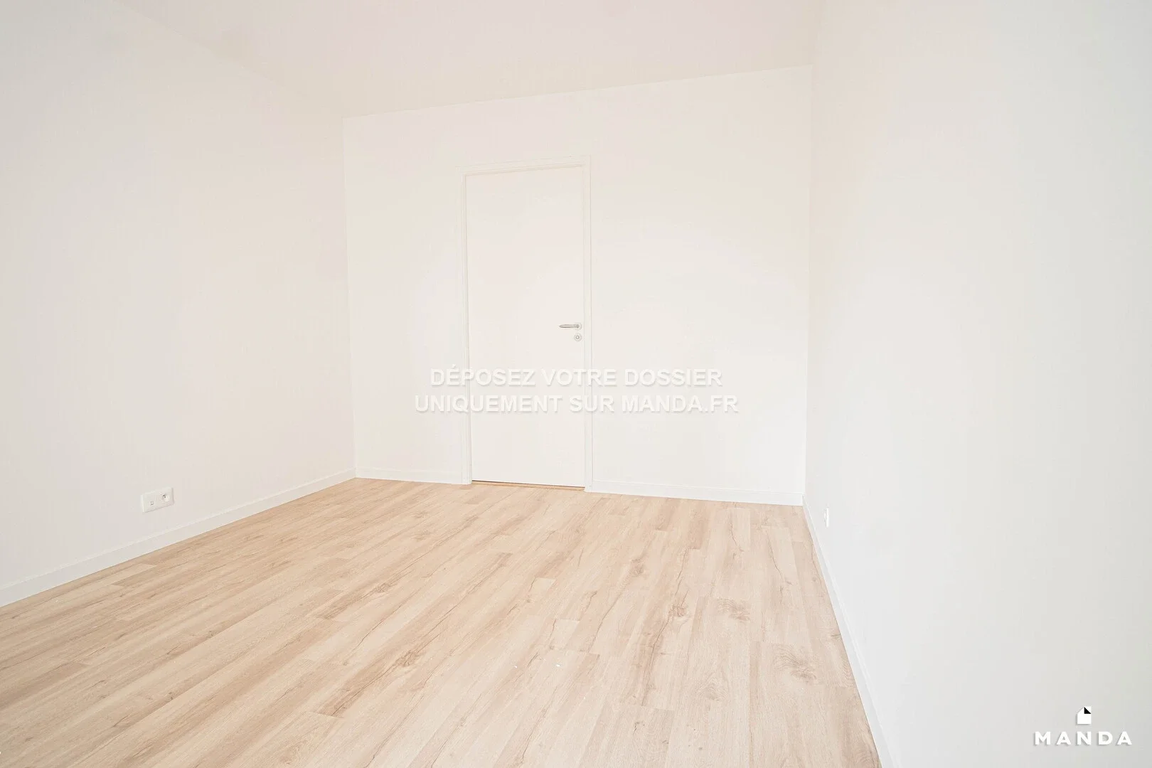 Flat Rue du Moulin Brûlé in Reims