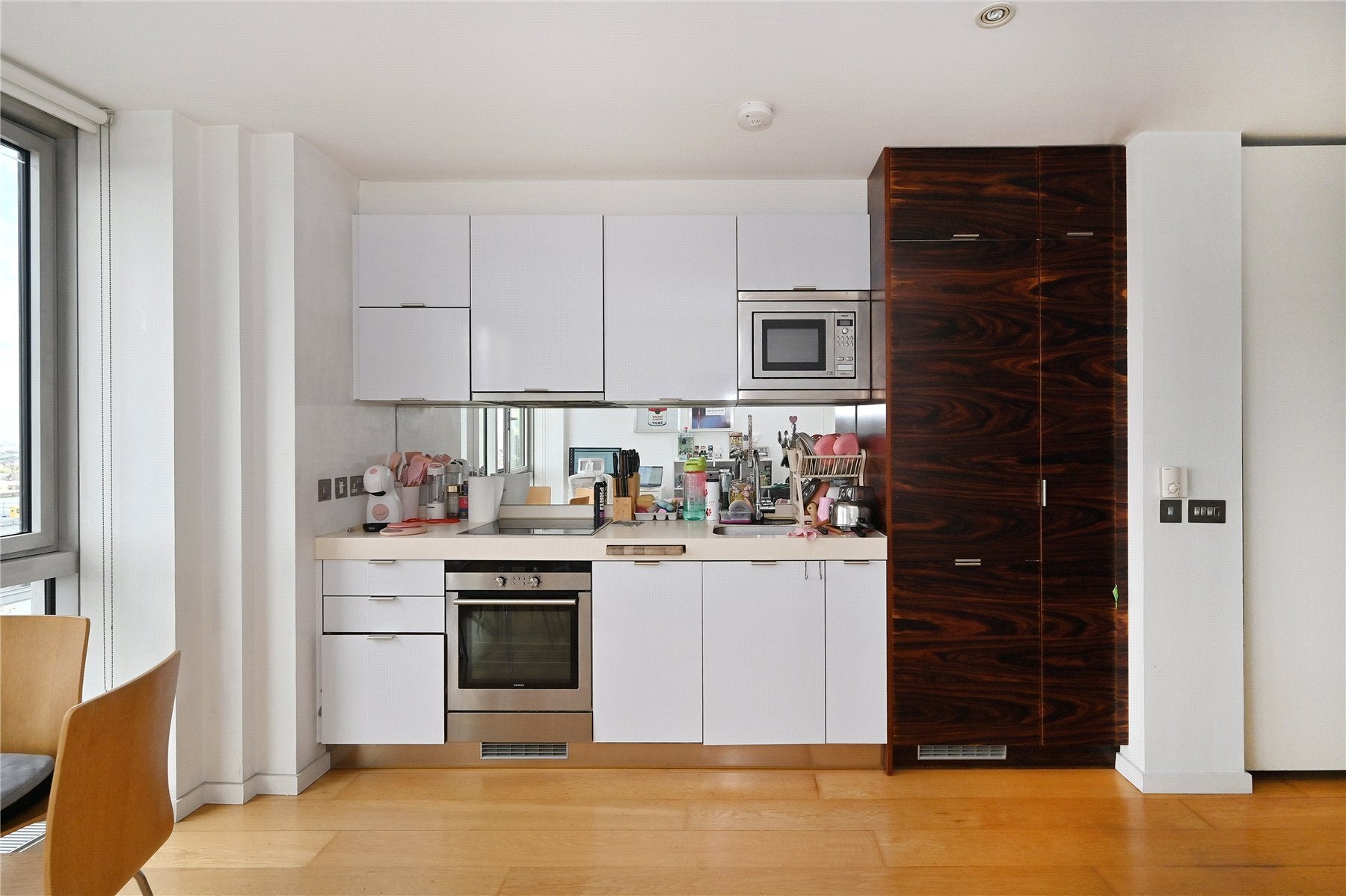 Flat Fairmont Avenue in Greater London