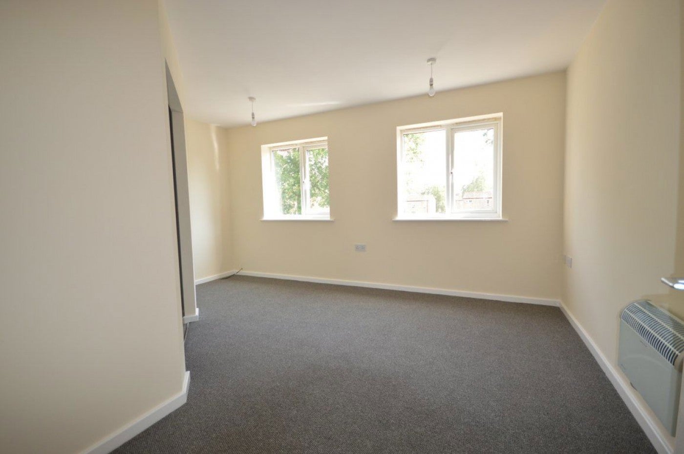 Flat Pickering Court in Corby