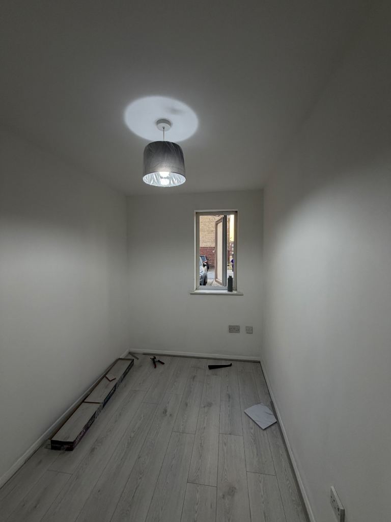 Flat Wigston Close in Greater London