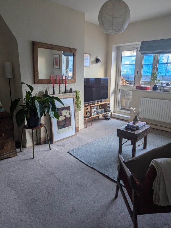 Room Hyde Road in Greater London
