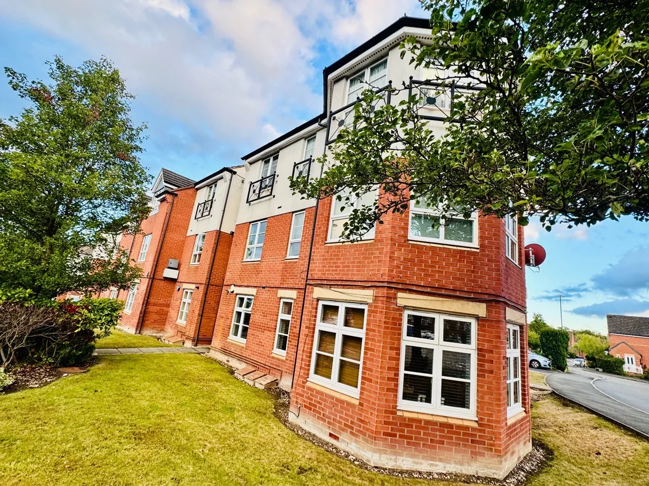 Flat Wavers Marston in Metropolitan Borough of Solihull