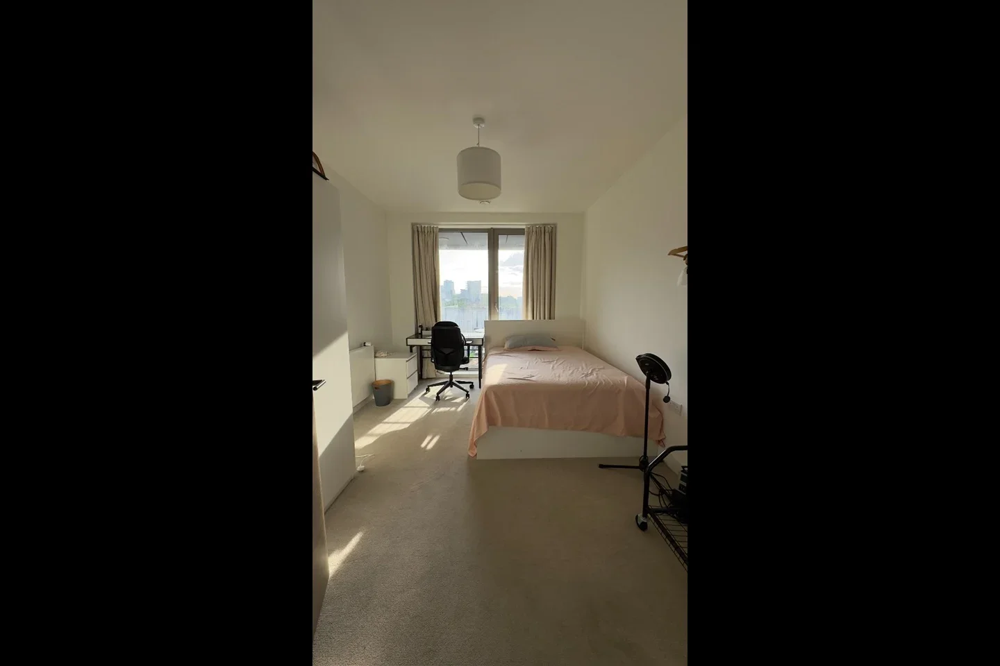 Room New Village Avenue in Greater London