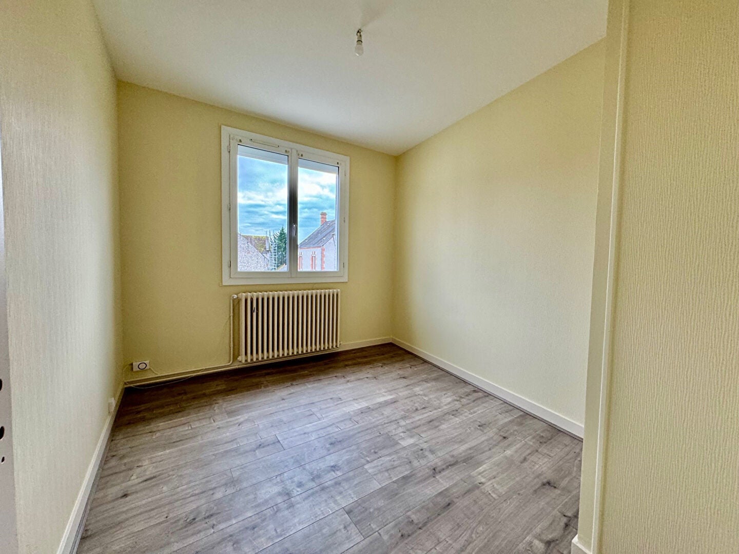 Flat Rue du 8 Mai in Romorantin-Lanthenay