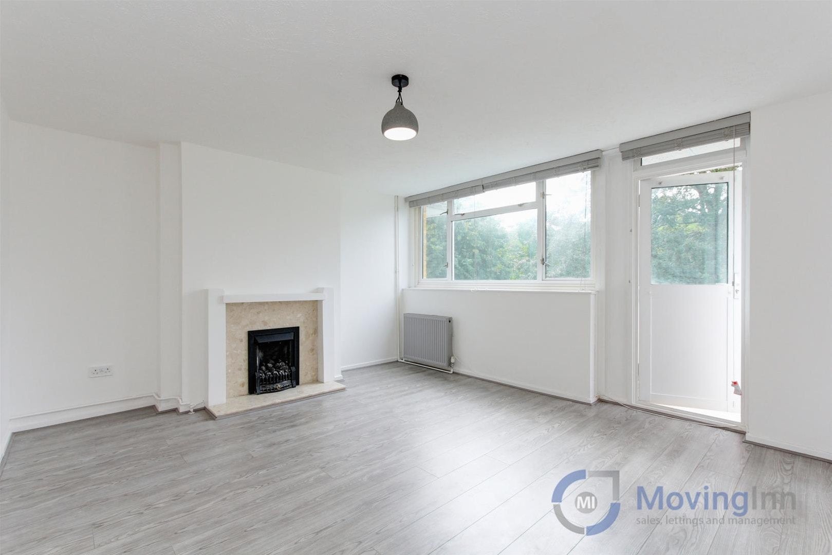 Flat Bedwardine Road in Greater London