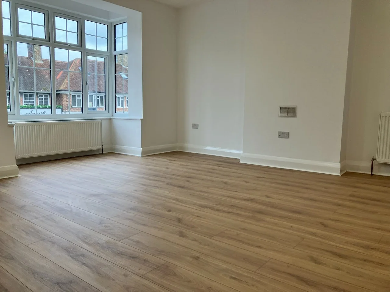Flat Upper Elmers End Road in Greater London