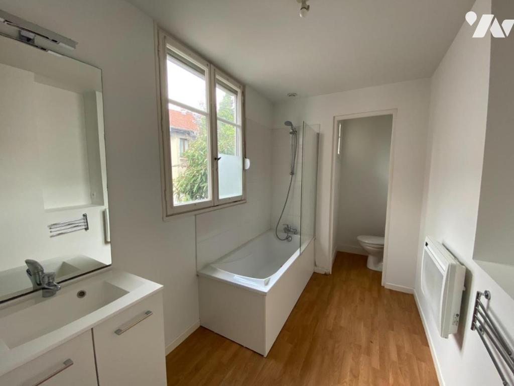 Flat Rue Croix Saint-Marc in Reims