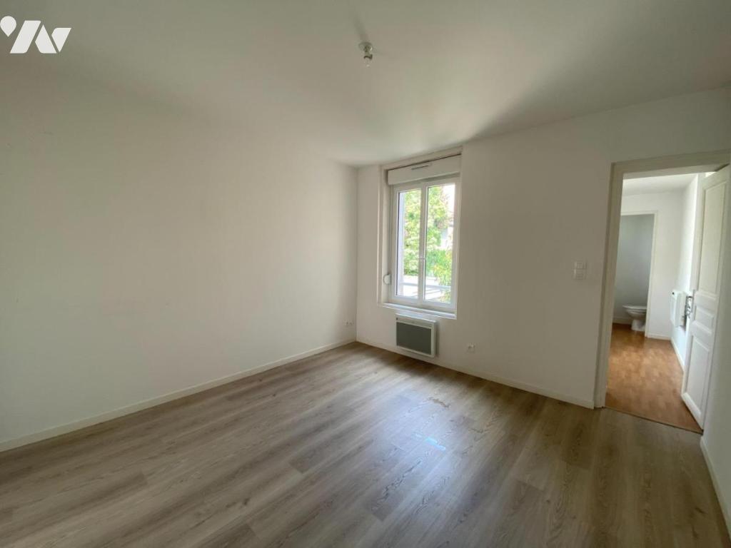 Flat Rue Croix Saint-Marc in Reims