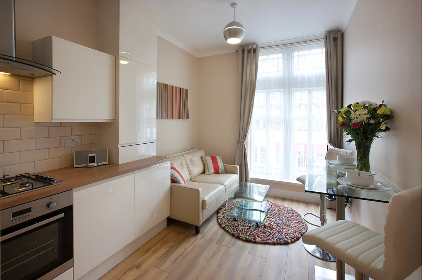 Flat Hanover Park in Greater London