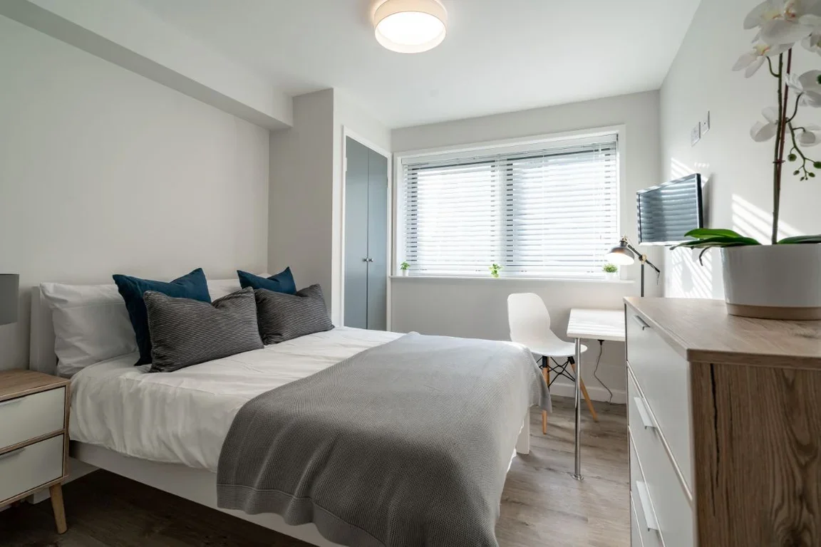 Flat Falconar Street in Newcastle upon Tyne