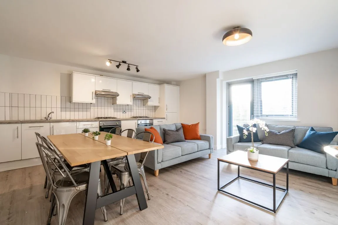 Flat Falconar Street in Newcastle upon Tyne
