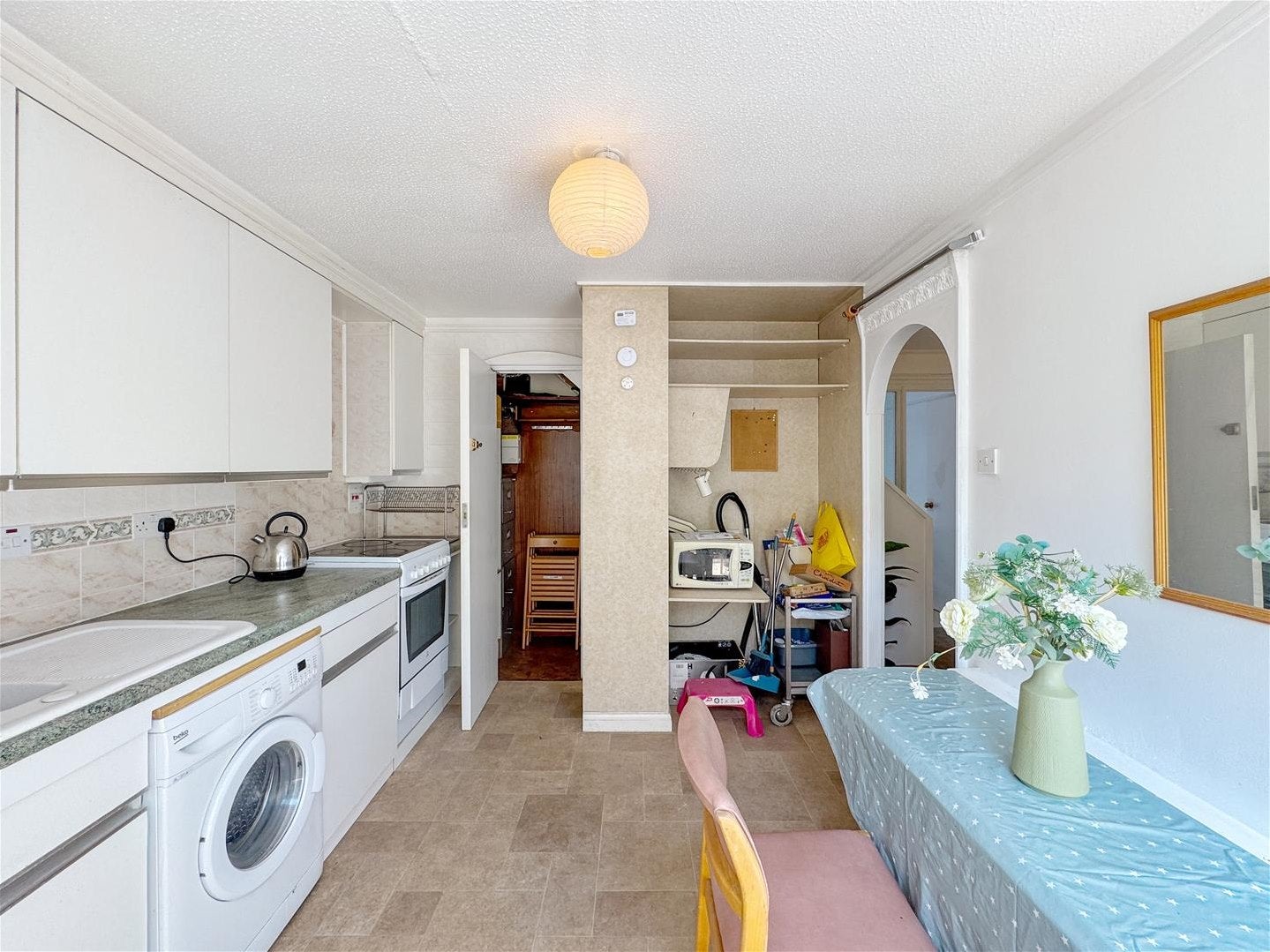 House Gillison Walk in Greater London
