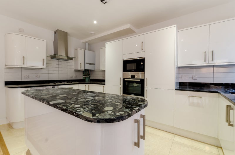 House Benbow Mews in Greater London