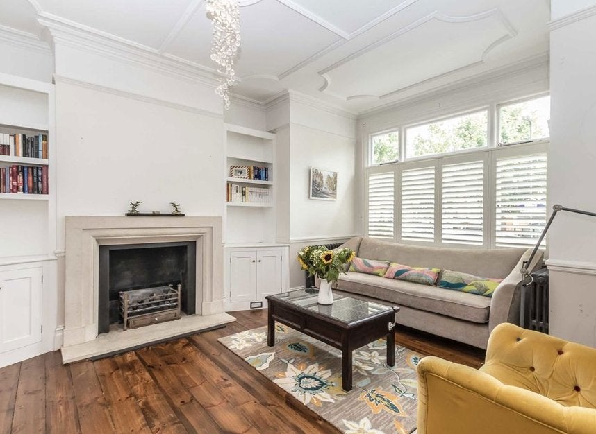 House The Crescent in Greater London