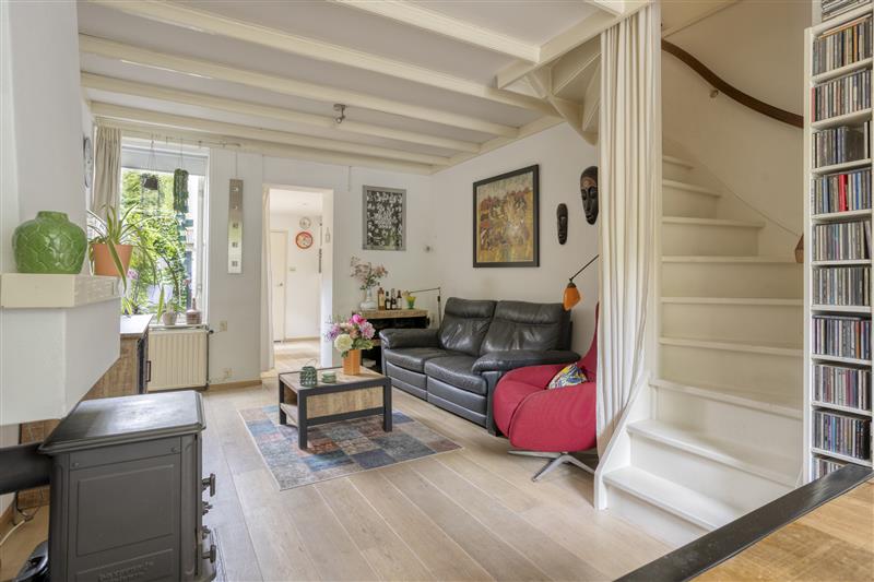 Tussenwoning te koop: Paterstraat 51, Tilburg