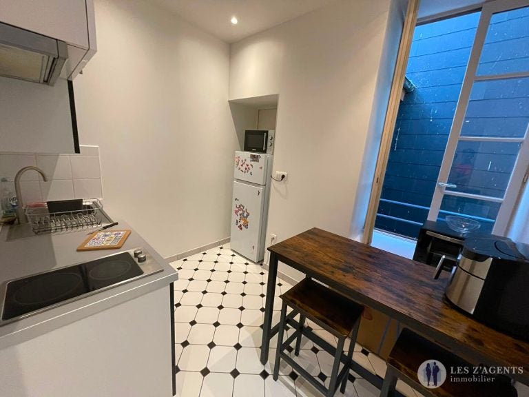 Flat Rue Saint-Laurent in Grenoble
