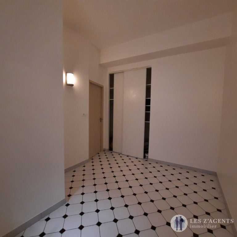 Appartement Rue Saint-Laurent à Grenoble