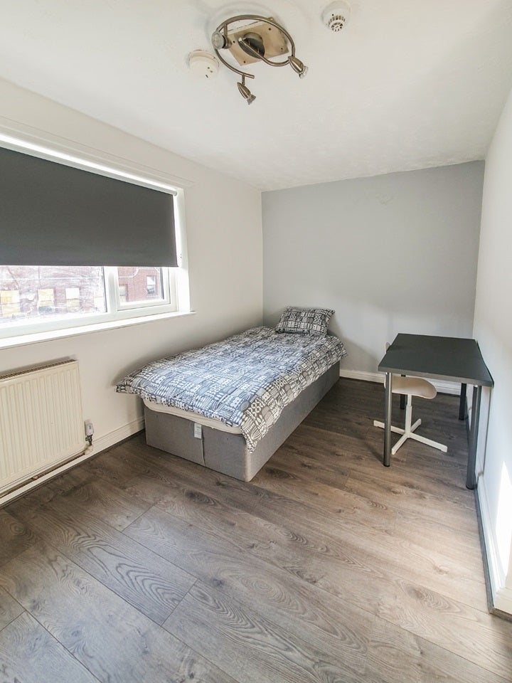 Room Mansfield Road in Nottingham