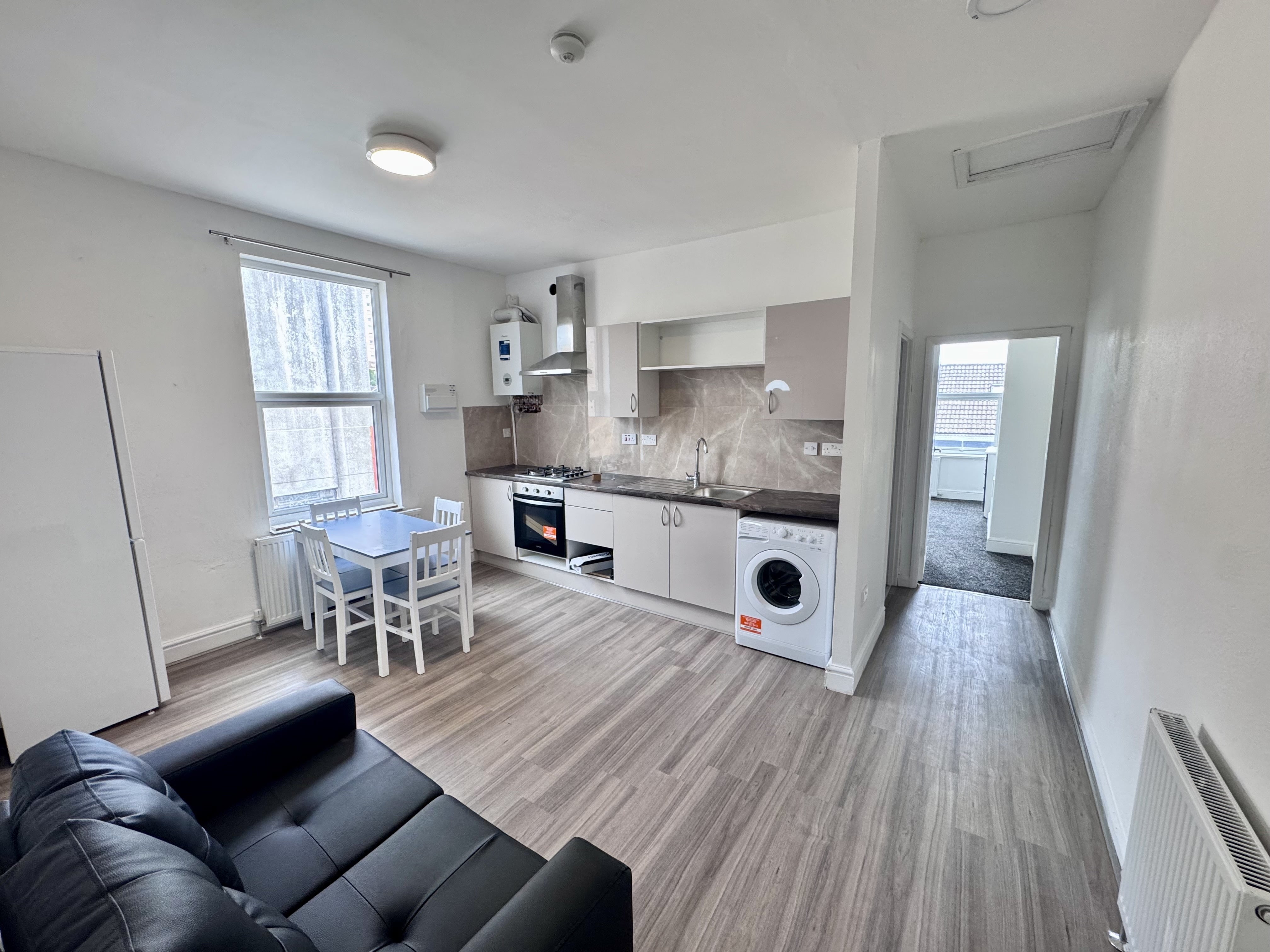 Flat Hartley Road in Nottingham
