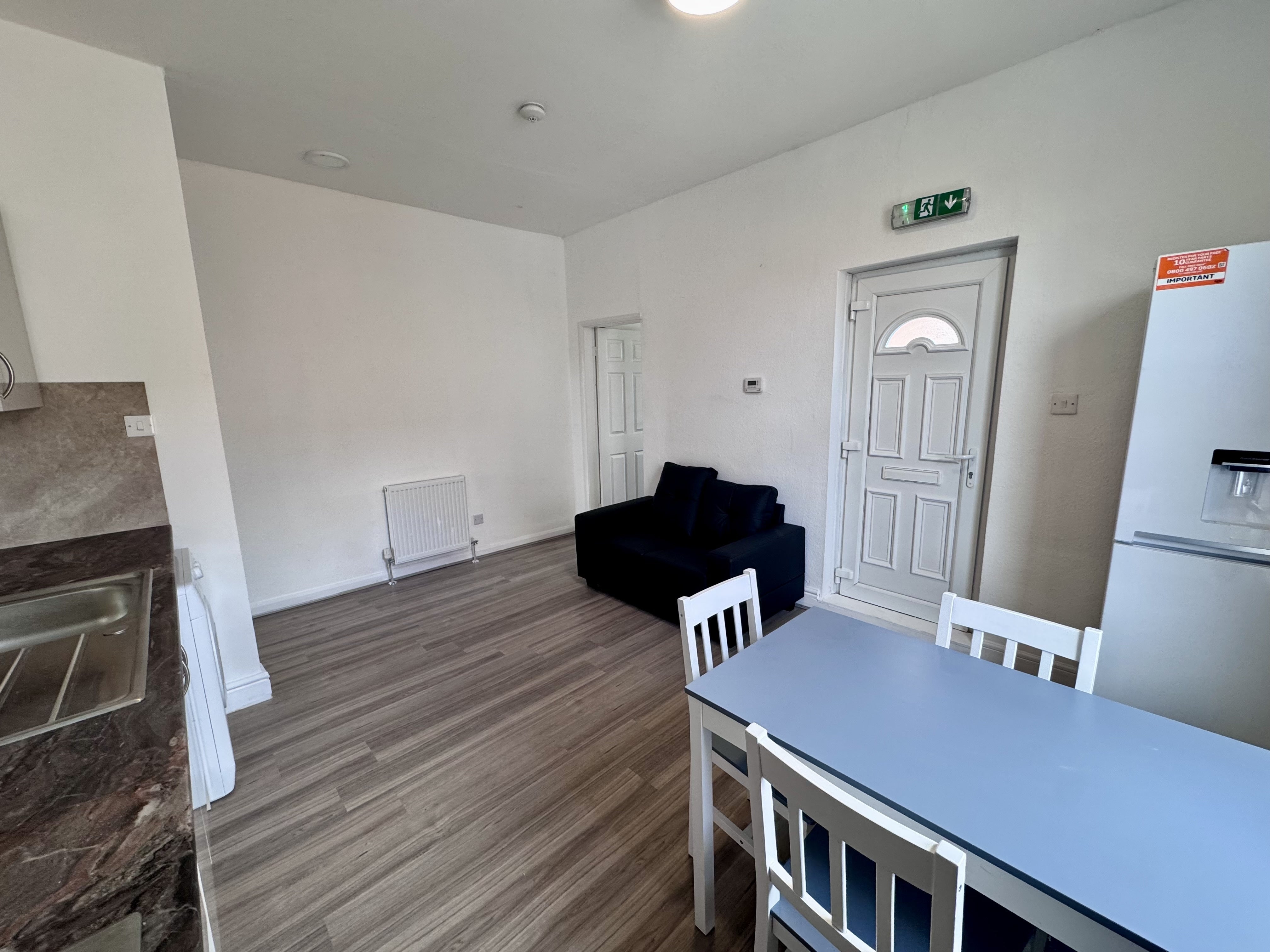 Flat Hartley Road in Nottingham