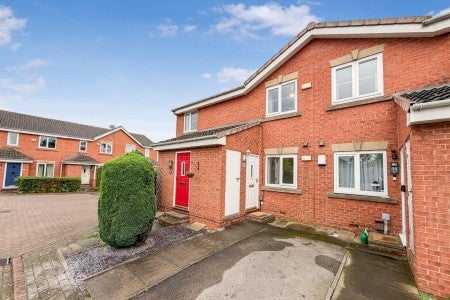 Flat Laurel Hill Way in Leeds