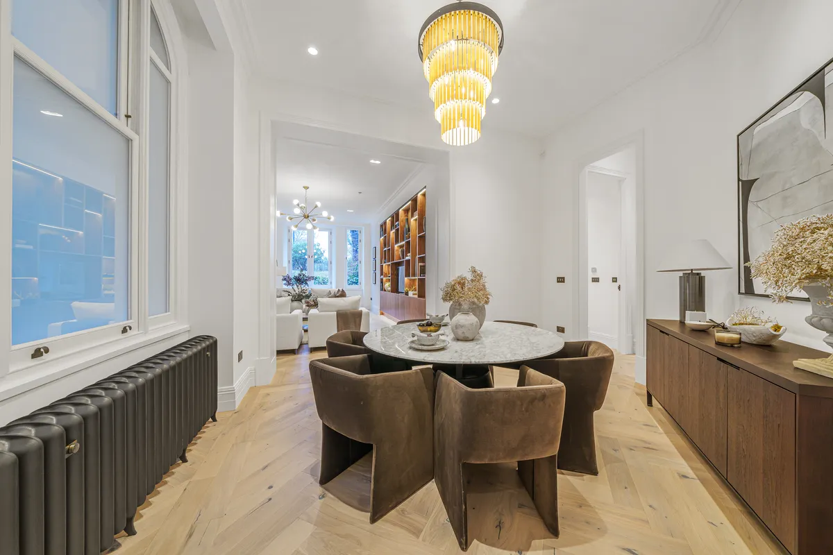 Flat Knightsbridge in City of Westminster