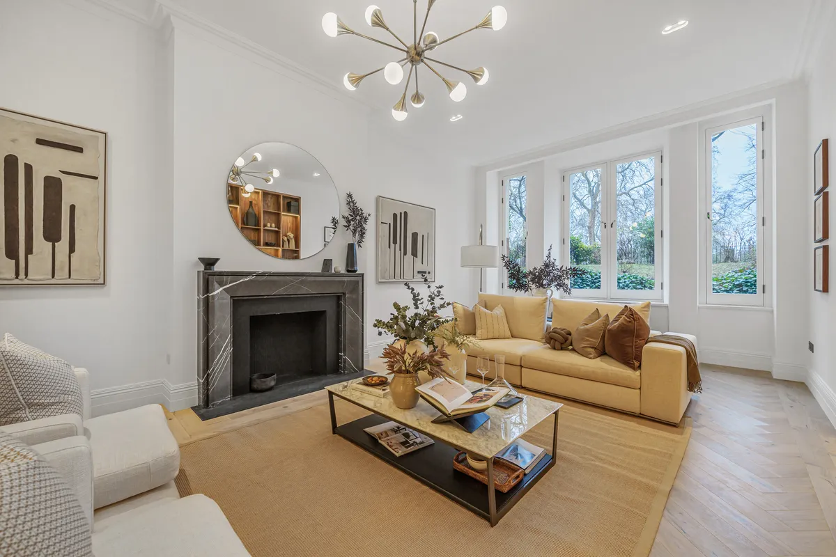 Flat Knightsbridge in City of Westminster