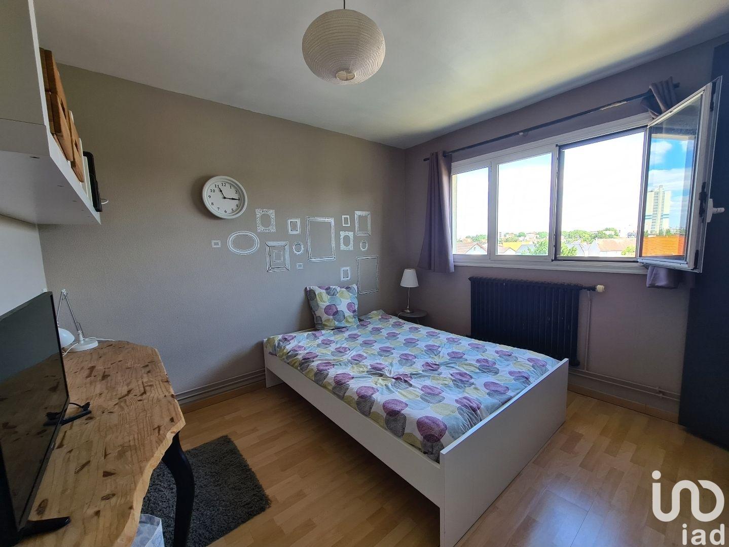 Room Rue de Courcy in Créteil