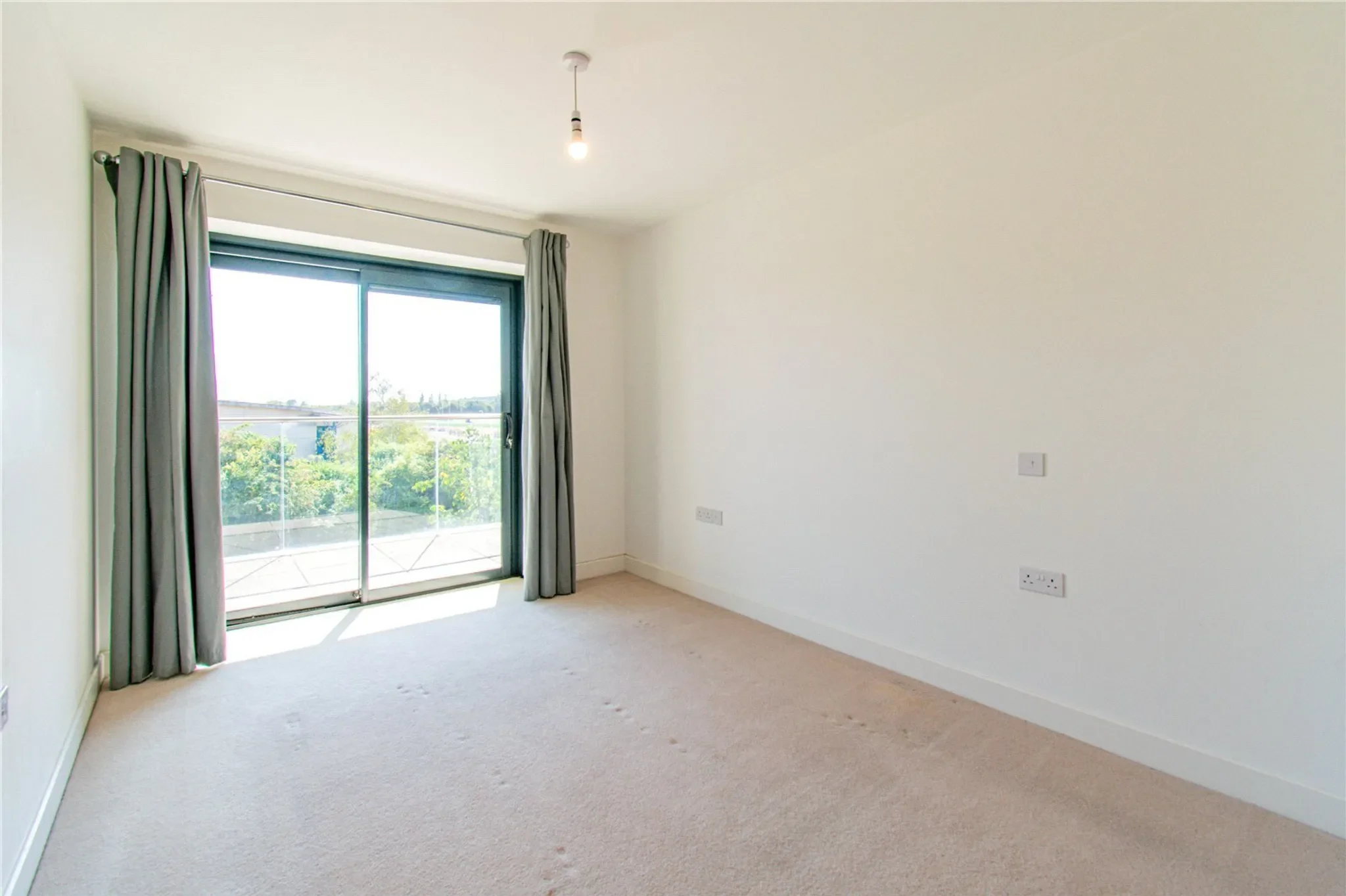 Flat Kingman Way in Greenham