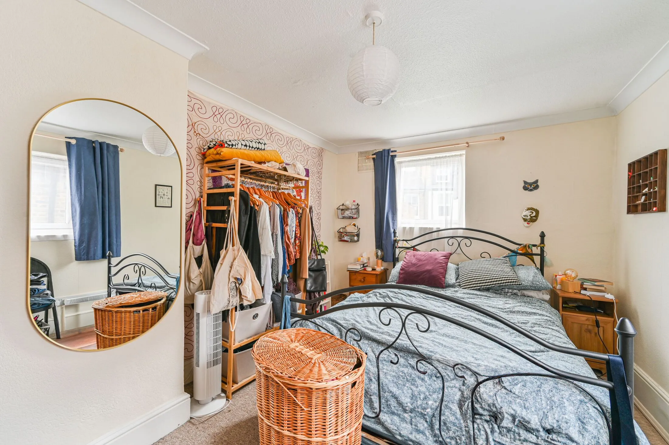 Flat Elcot Avenue in Greater London