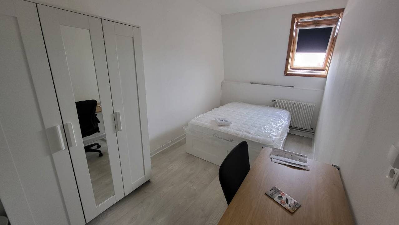 Room Rue Jean Monnet in Croix
