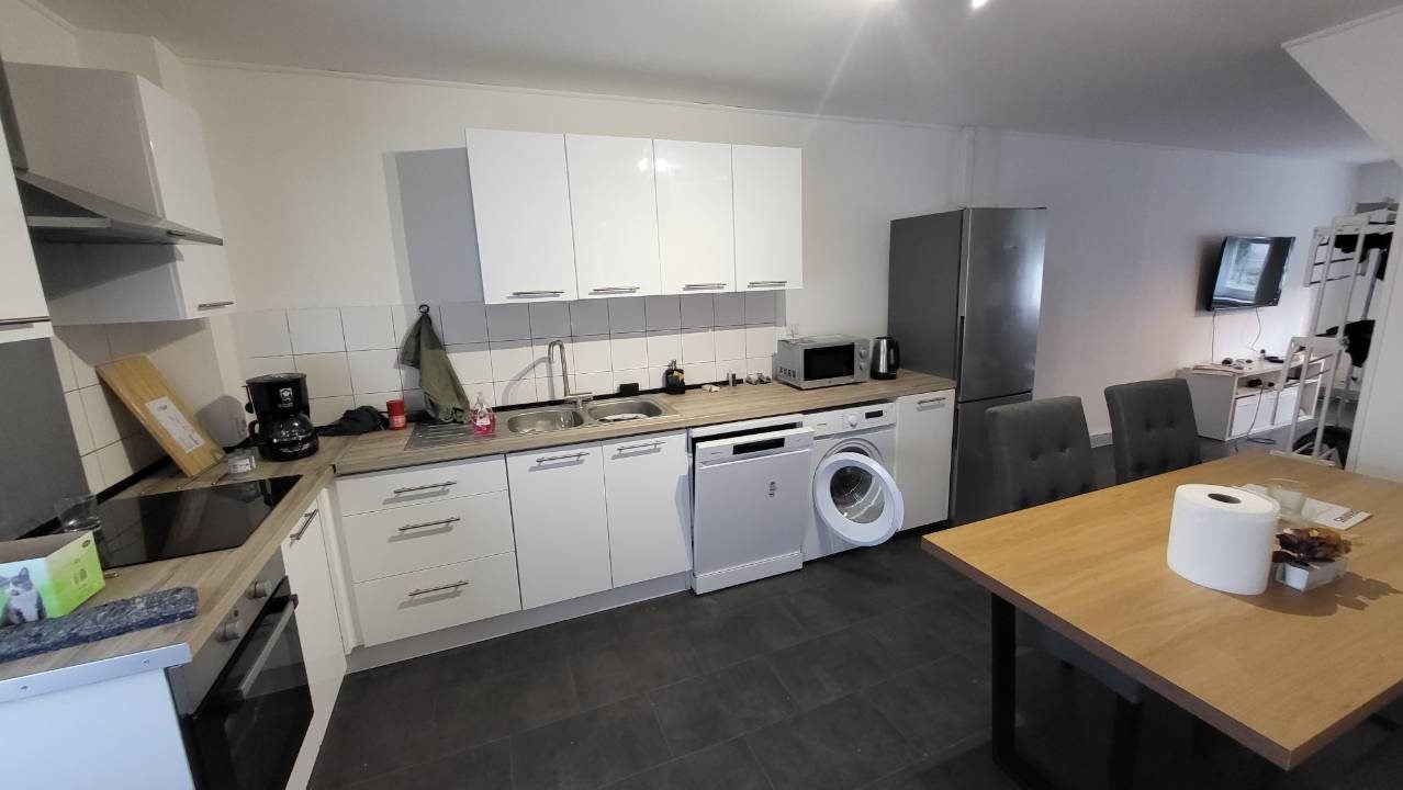 Room Rue Jean Monnet in Croix