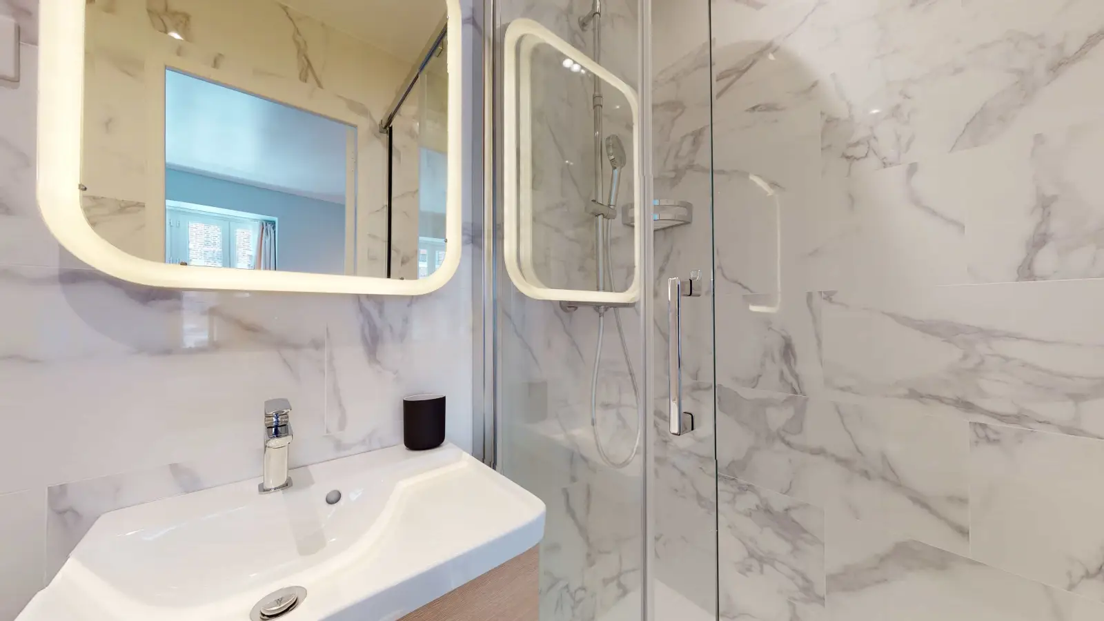 Room Rue Lamarck in Paris