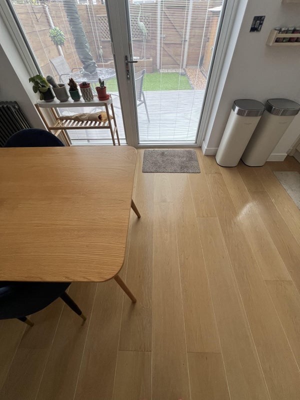 Room Turnpike Close in Greater London