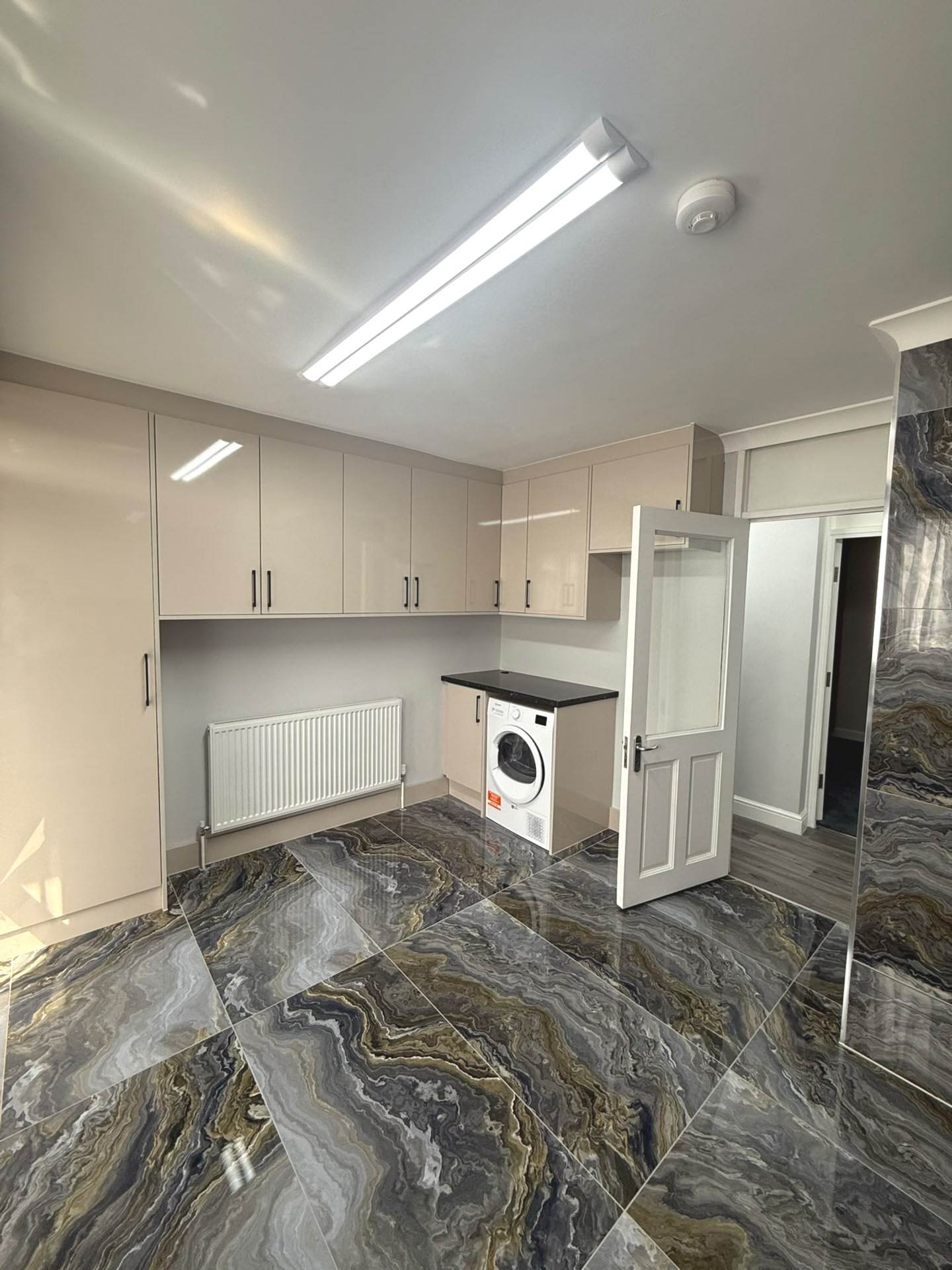 Flat Norwood Close in Greater London