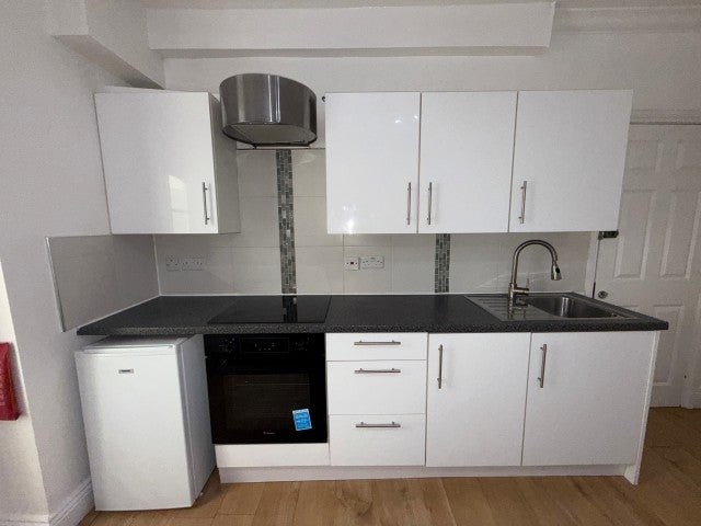 Flat Eversholt Street in Greater London