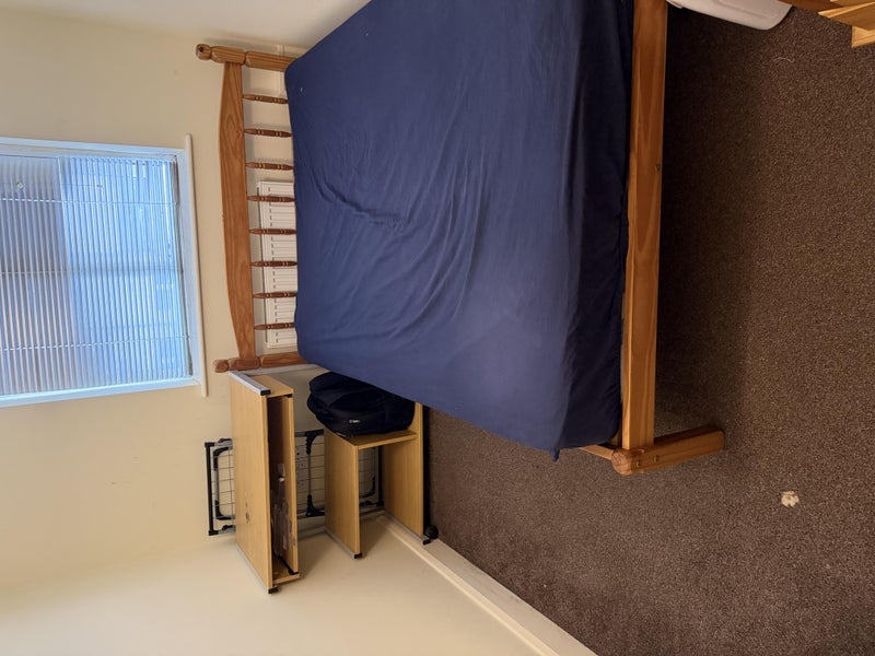 Room Sophie Road in Nottingham