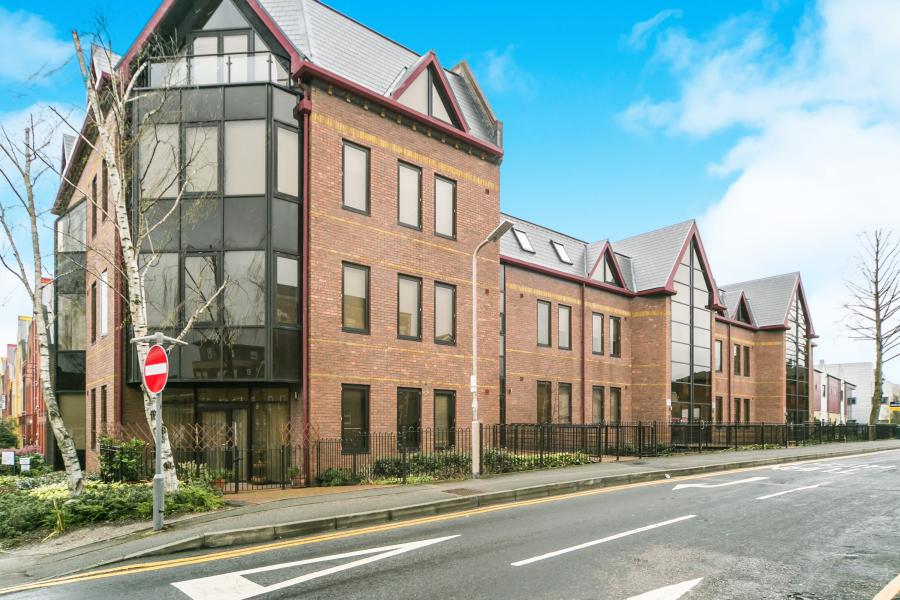 Flat East Street in Reading