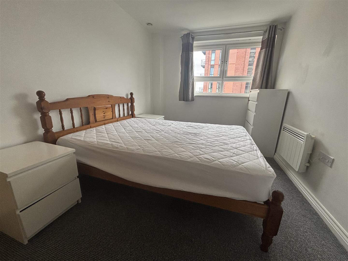 Flat Middlewood Street in Salford