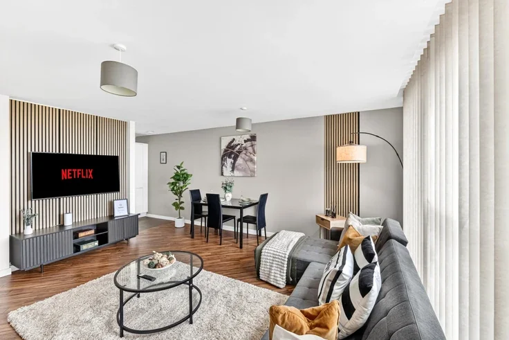 Flat Holkham Walk in Milton Keynes