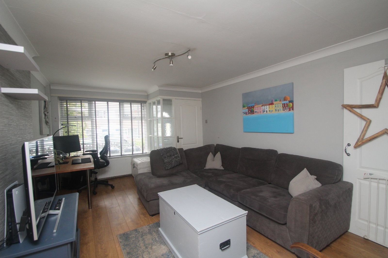 House Fieldway Close in Harrogate