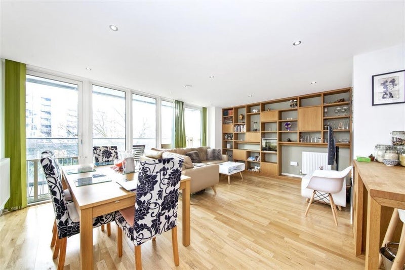 Room Seager Place in Greater London