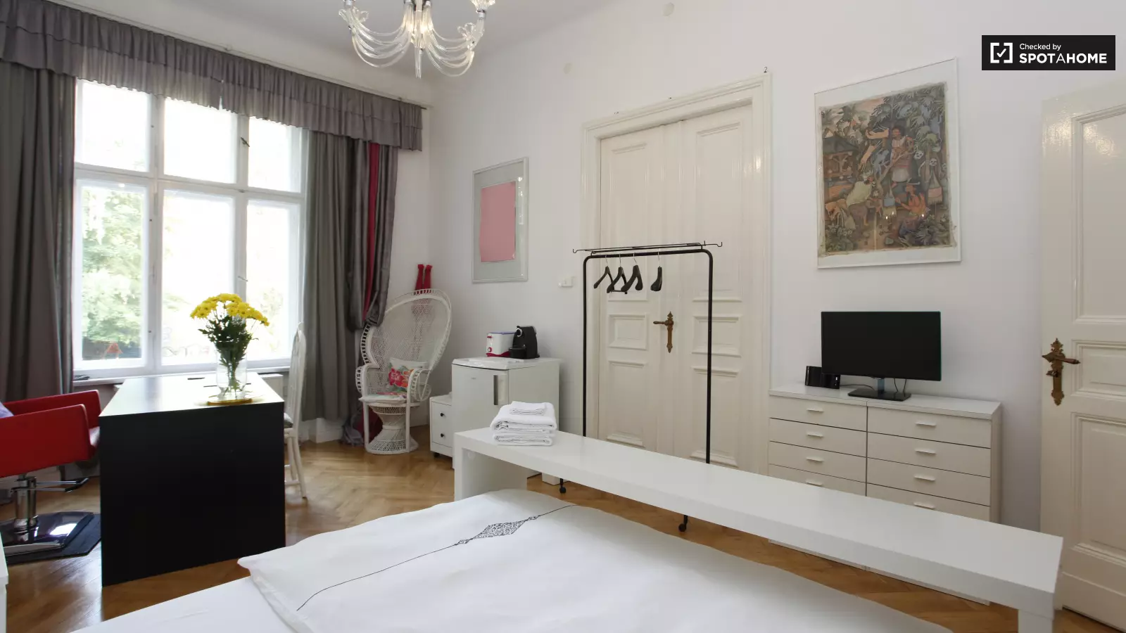 Wohnung Pariser Straße in Berlin