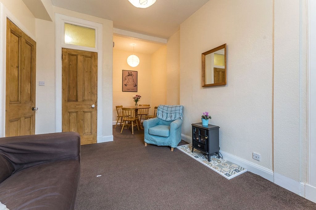 Flat Wardlaw Street in City of Edinburgh