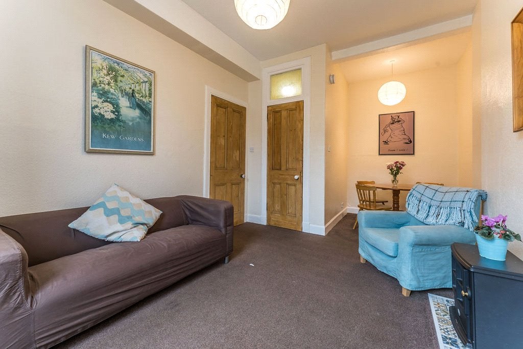 Flat Wardlaw Street in City of Edinburgh