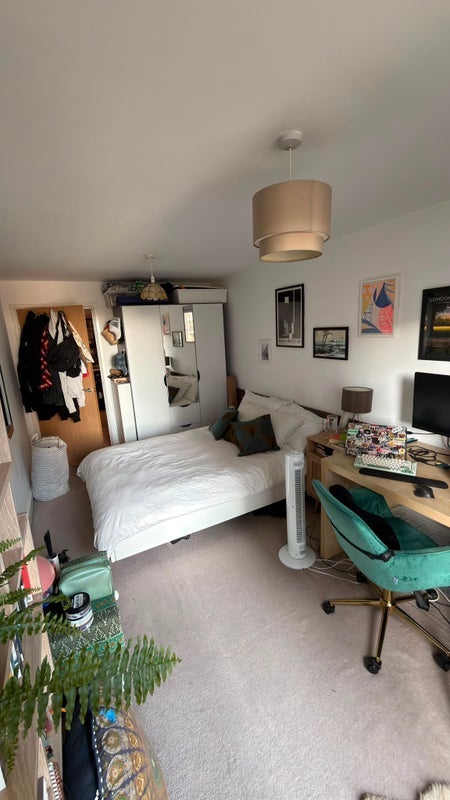 Room Dalston Square in Greater London