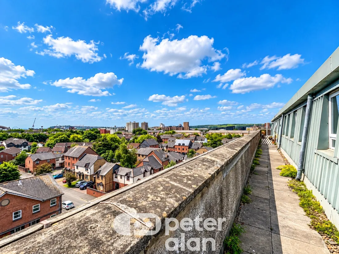 Flat Llansannor Drive in Cardiff
