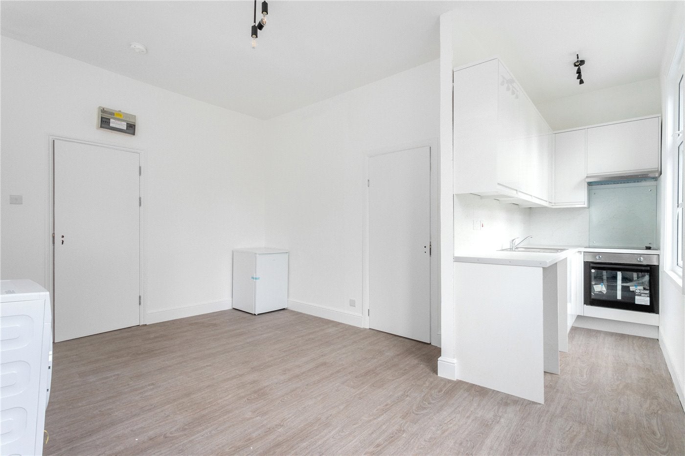 Flat Cottage Road in Greater London