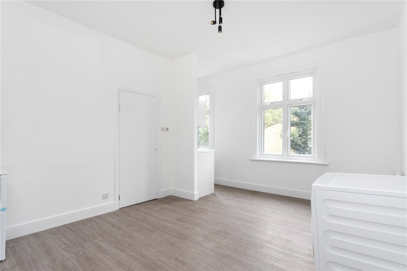 Flat Cottage Road in Greater London