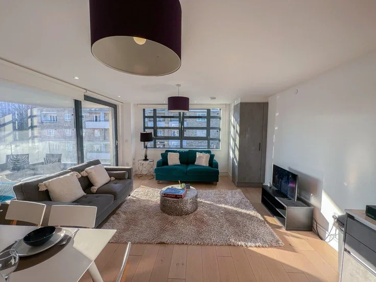 Flat Penfold Street in City of Westminster